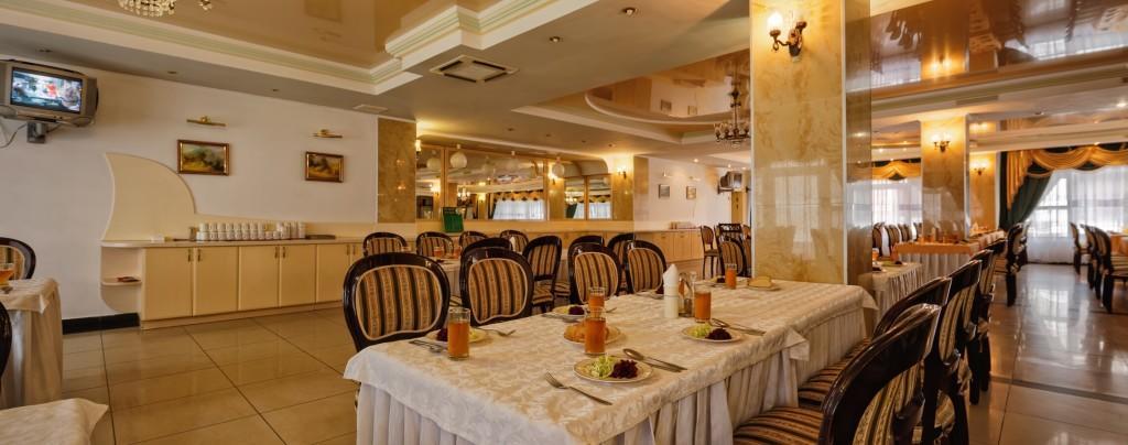 Karpaty Hotel Yaremche Ngoại thất bức ảnh