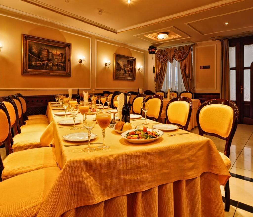 Karpaty Hotel Yaremche Ngoại thất bức ảnh