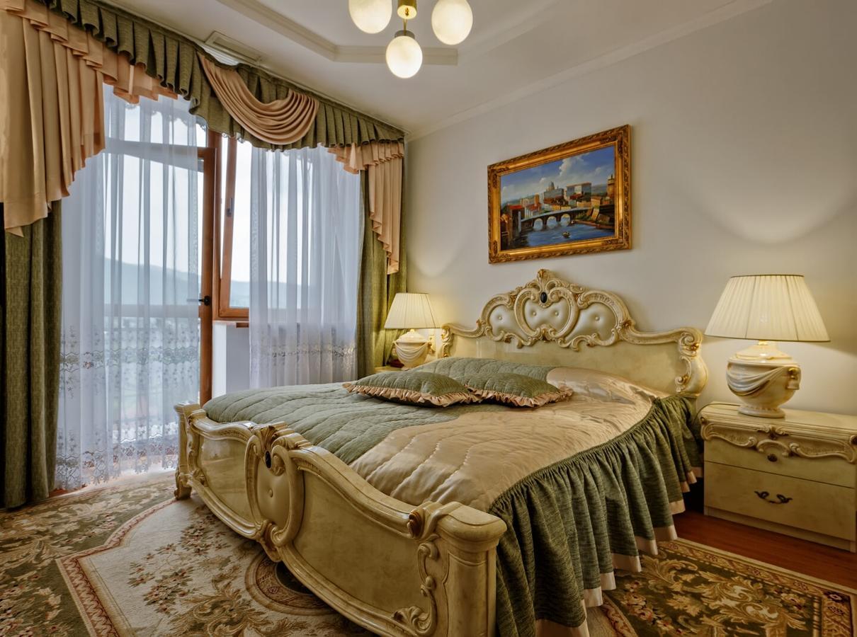 Karpaty Hotel Yaremche Ngoại thất bức ảnh