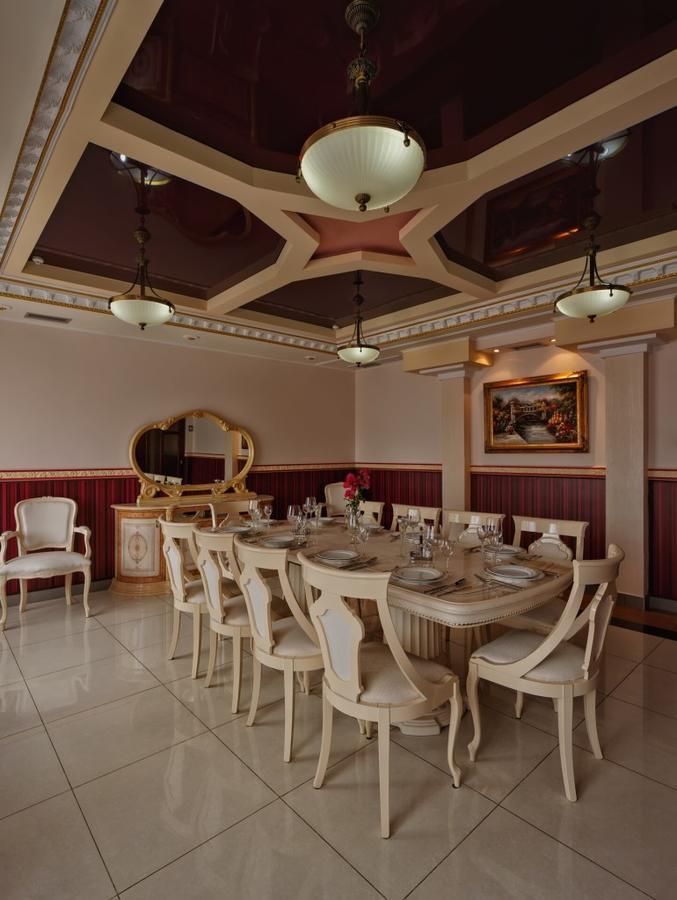Karpaty Hotel Yaremche Ngoại thất bức ảnh