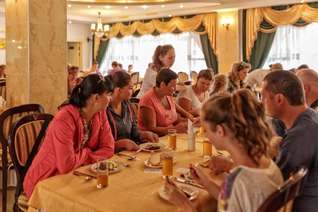 Karpaty Hotel Yaremche Ngoại thất bức ảnh