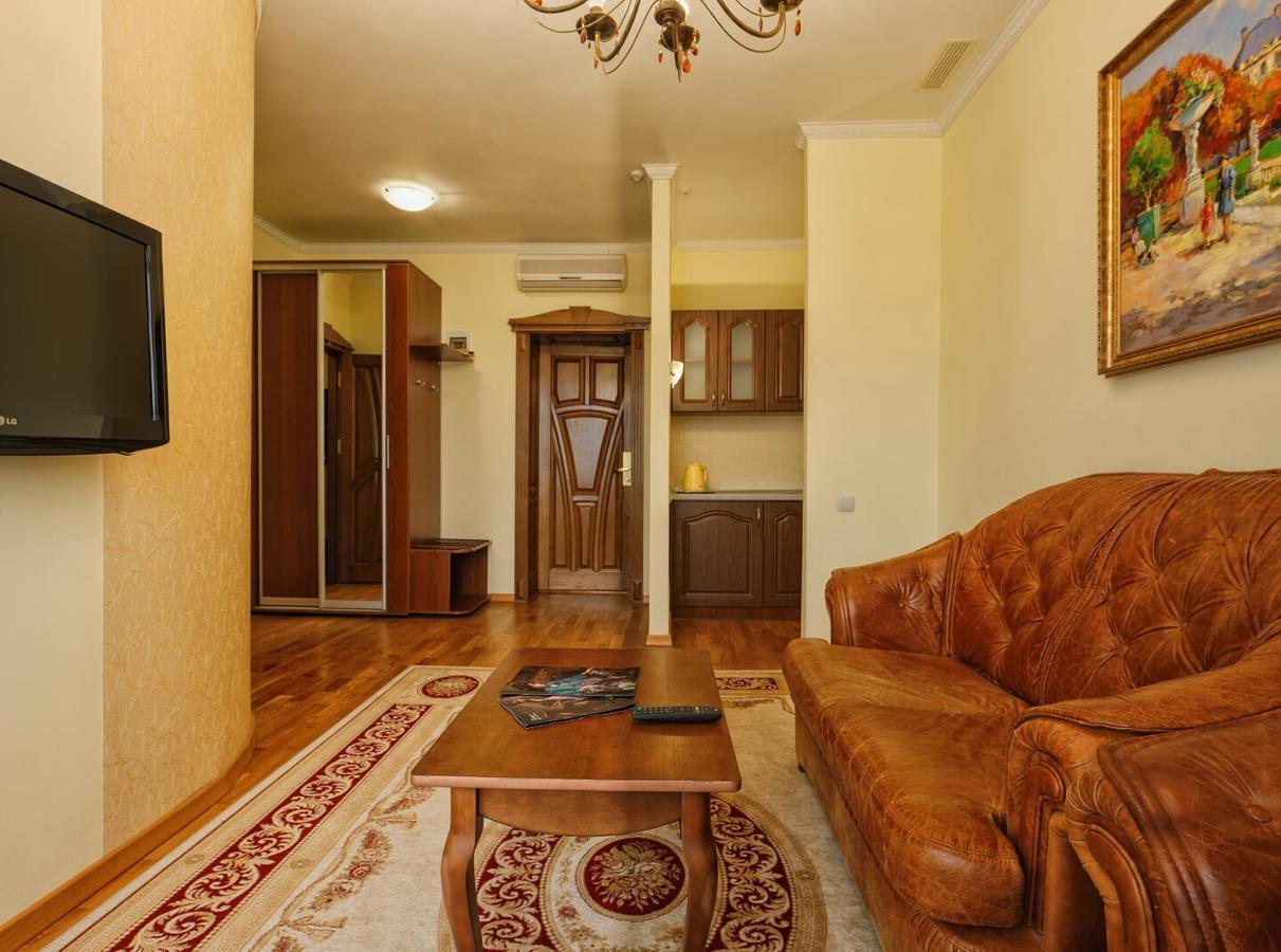 Karpaty Hotel Yaremche Ngoại thất bức ảnh